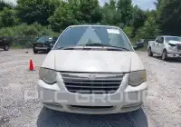 2005 Chrysler TOWN & COUNTRY фото