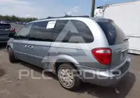 2005 Chrysler TOWN & COUNTRY фото