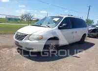 2005 Chrysler TOWN & COUNTRY фото