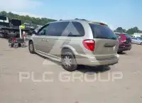 2005 Chrysler TOWN & COUNTRY фото