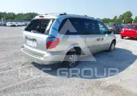 2005 Chrysler TOWN & COUNTRY фото