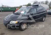 2005 Chrysler TOWN & COUNTRY фото