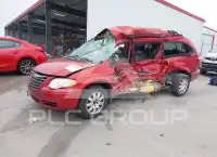 2005 Chrysler TOWN & COUNTRY photo