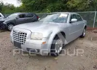 2005 Chrysler 300 фото