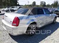 2005 Chrysler 300 фото