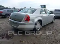 2005 Chrysler 300 фото