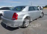 2005 Chrysler 300 фото