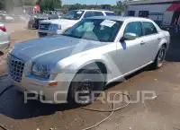 2005 Chrysler 300 фото