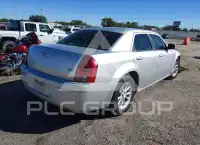 2005 Chrysler 300 фото