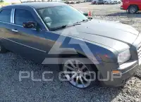 2005 Chrysler 300 photo