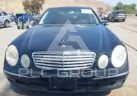 2005 Mercedes Benz E 320 photo
