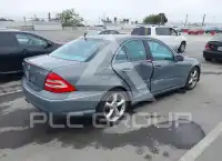 2005 Mercedes Benz C 230 фото