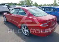 2005 Mercedes Benz CLK 320 фото