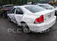 2005 Volvo S60 фото
