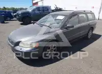2005 Volvo V70 фото