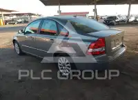 2005 Volvo S40 фото
