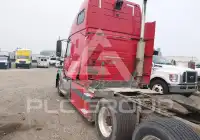 2005 Volvo VNL фото