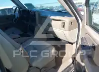 2005 GMC YUKON photo