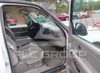2005 GMC YUKON фото