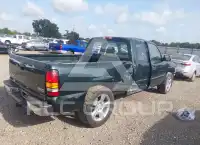 2005 GMC Sierra photo