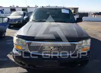 2005 GMC YUKON фото