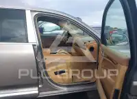 2005 Porsche Cayenne photo