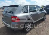 2005 Porsche Cayenne photo