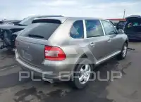 2005 Porsche Cayenne photo