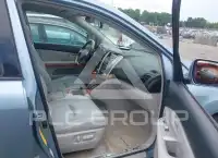 2005 Lexus RX330 photo