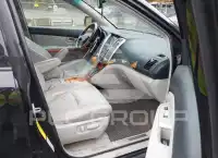2005 Lexus RX330 photo