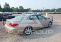2005 Lexus ES330 photo