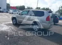 2005 Lexus GX470 photo