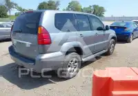 2005 Lexus GX470 photo