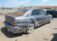 2005 Lexus IS300 photo