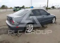 2005 Lexus IS300 photo