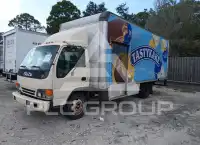 2005 Isuzu NPR фото