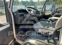 2005 Isuzu NPR photo
