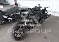 2005 Yamaha YZFR6 photo
