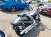 2005 Yamaha XVS1100 фото
