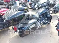 2005 Yamaha XVZ photo