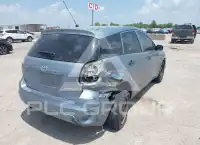 2005 Toyota MATRIX фото