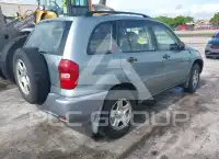 2005 Toyota RAV4 фото