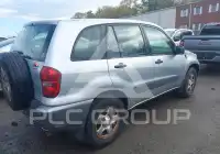2005 Toyota RAV4 photo