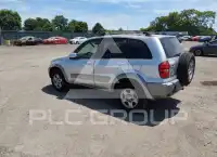 2005 Toyota RAV4 photo