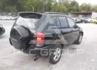 2005 Toyota RAV4 фото
