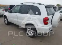 2005 Toyota RAV4 photo