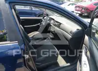 2005 Toyota COROLLA фото