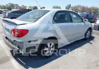 2005 Toyota COROLLA фото