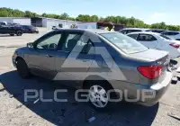 2005 Toyota COROLLA фото