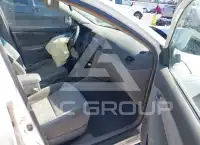 2005 Toyota COROLLA фото
